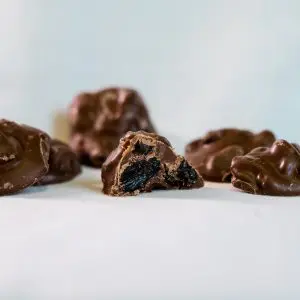 8oz. Raisin Clusters